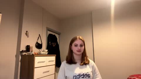Anna online show from 06-09-26, 07:36