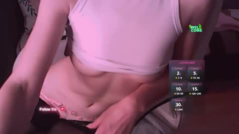 Snapshot of push_my_buttons chatting on 09-17-25, 08:21 Adriana WILL BE ONLINE soon online show from 09-17-25, 08:21