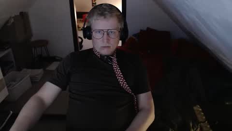 pussylovercb online show from 04-30-26, 07:04