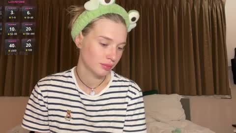 Lina online show from 04-04-26, 09:12