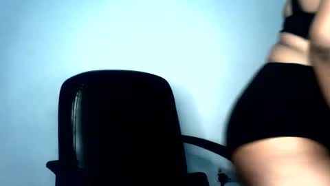 pussywet8623448 online show from 06-06-26, 09:25