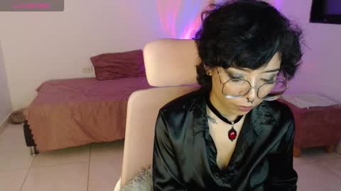 Snapshot of putakusan chatting on 03-10-26, 05:34 Izumi online show from 03-10-26, 05:34