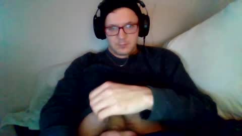 Snapshot of pvghhyt chatting on 02-13-25, 01:15 park online show from 02-13-25, 01:15