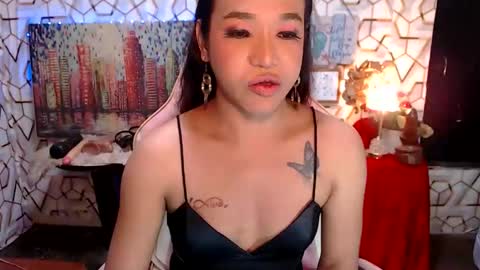Snapshot of pythoncock4u chatting on 04-29-26, 04:11 Queen Agatha online show from 04-29-26, 04:11