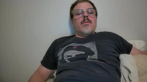 Snapshot of qc4h20 chatting on 03-17-26, 03:11 horny fox online show from 03-17-26, 03:11