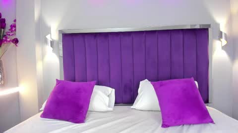 Qetzia online show from 09-30-25, 05:18