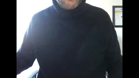 Quentin online show from 12-16-24, 02:27