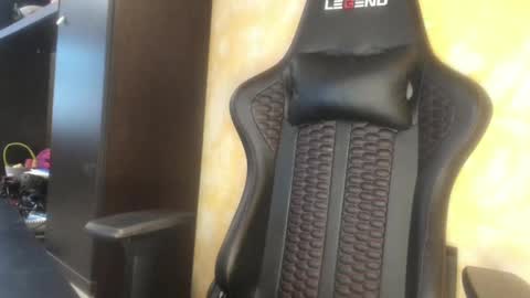 L online show from 01-05-25, 10:40