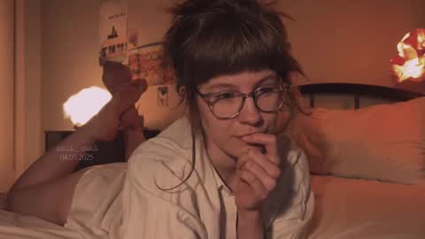    online show from 03-04-25, 03:48