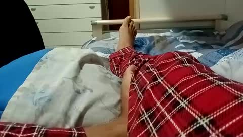 Snapshot of quantosibel chatting on 12-19-25, 02:24 quantosibel online show from 12-19-25, 02:24