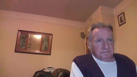Snapshot of quathead chatting on 12-07-24, 08:49 quathead online show from 12-07-24, 08:49