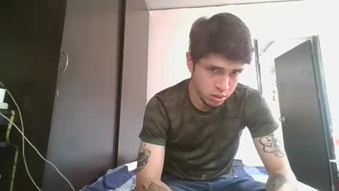 Snapshot of queen42099 chatting on 01-13-25, 06:49 leiton online show from 01-13-25, 06:49