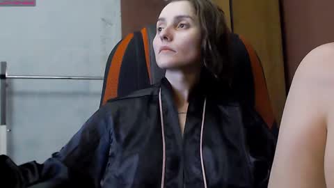 Snapshot of queen4565 chatting on 03-06-25, 05:11 Lola online show from 03-06-25, 05:11