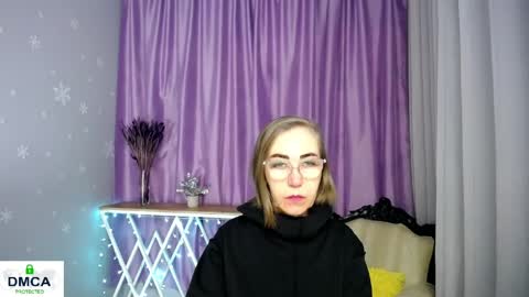 Snapshot of queen_a_n_i chatting on 04-29-26, 08:18 A N I Ill be here on December 1st online show from 04-29-26, 08:18