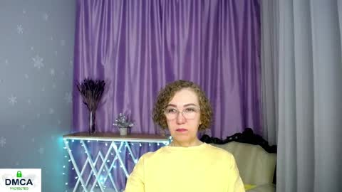 Snapshot of queen_a_n_i chatting on 05-15-26, 07:59 A N I Ill be here on December 1st online show from 05-15-26, 07:59