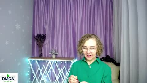 Snapshot of queen_a_n_i chatting on 05-16-26, 08:33 A N I Ill be here on December 1st online show from 05-16-26, 08:33