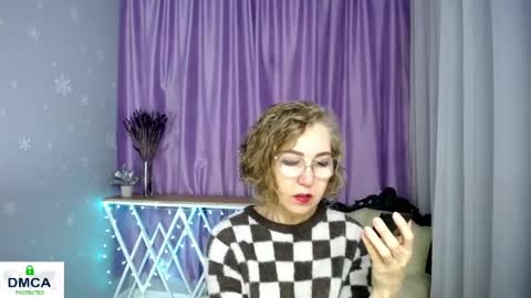Snapshot of queen_a_n_i chatting on 06-01-26, 08:27 A N I Ill be here on December 1st online show from 06-01-26, 08:27