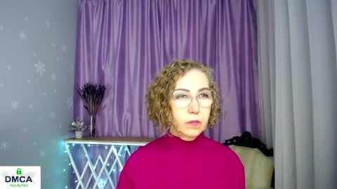 Snapshot of queen_a_n_i chatting on 06-12-26, 10:47 A N I Ill be here on December 1st online show from 06-12-26, 10:47