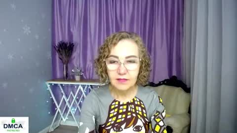 Snapshot of queen_a_n_i chatting on 06-21-26, 07:11 A N I Ill be here on December 1st online show from 06-21-26, 07:11