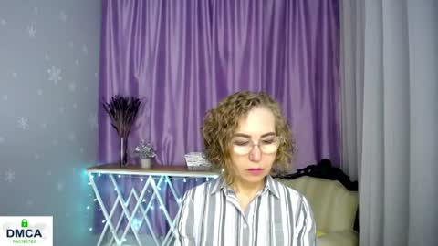 Snapshot of queen_a_n_i chatting on 06-25-26, 08:08 A N I Ill be here on December 1st online show from 06-25-26, 08:08