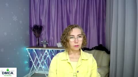 Snapshot of queen_a_n_i chatting on 06-26-26, 09:35 A N I Ill be here on December 1st online show from 06-26-26, 09:35