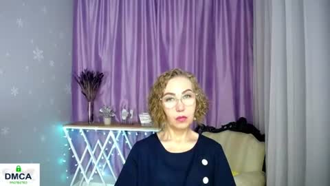 Snapshot of queen_a_n_i chatting on 07-08-26, 08:52 A N I Ill be here on December 1st online show from 07-08-26, 08:52