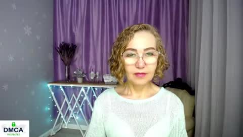 Snapshot of queen_a_n_i chatting on 07-11-26, 06:05 A N I Ill be here on December 1st online show from 07-11-26, 06:05