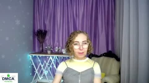 Snapshot of queen_a_n_i chatting on 07-12-26, 08:38 A N I Ill be here on December 1st online show from 07-12-26, 08:38
