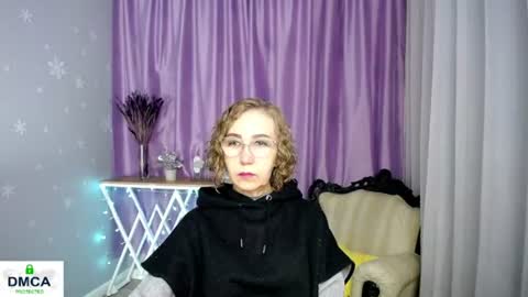 Snapshot of queen_a_n_i chatting on 07-18-26, 08:18 A N I Ill be here on December 1st online show from 07-18-26, 08:18
