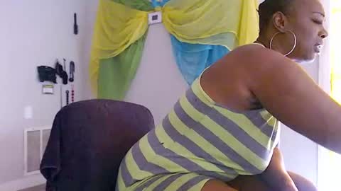 QnAnitaDix online show from 06-30-26, 07:04