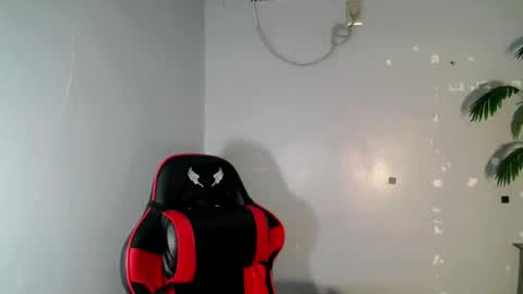 queen_danaya online show from 06-12-26, 09:35