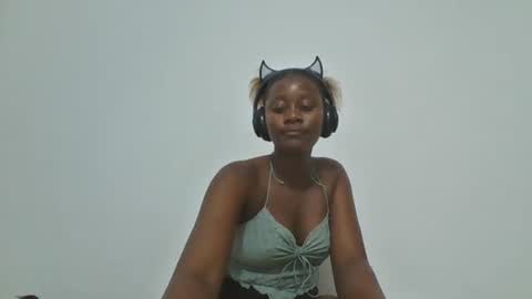 queen_diveer online show from 09-26-25, 04:00