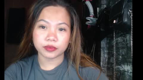 Snapshot of queen_fucker23 chatting on 12-17-25, 07:42 Angel online show from 12-17-25, 07:42