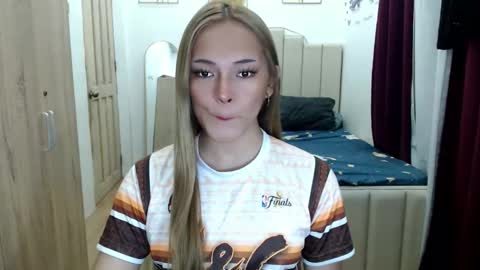 shawny online show from 05-10-26, 01:55