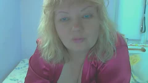 queen_jane8 online show from 05-18-26, 10:21