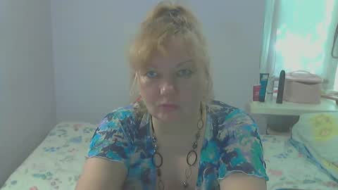 queen_jane8 online show from 05-25-26, 11:05