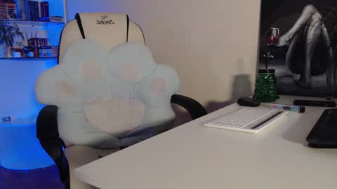 Jules. This is my new account online show from 12-28-24, 06:28