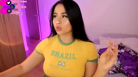 Snapshot of queen_liana chatting on 03-12-25, 05:13 Liana online show from 03-12-25, 05:13