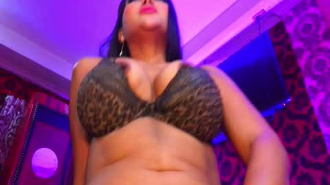 Lily online show from 03-13-26, 09:54