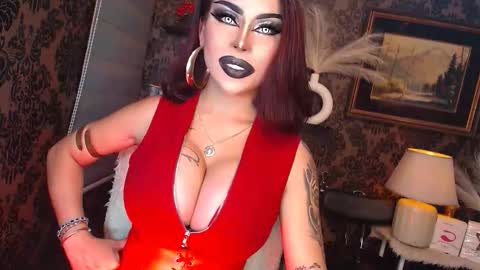 queen mira  maria shantal online show from 10-20-25, 07:20