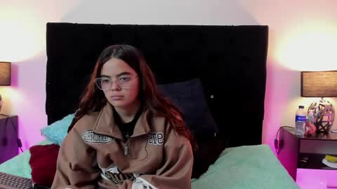 Snapshot of queen_misy chatting on 05-21-26, 09:33 queen_misy online show from 05-21-26, 09:33