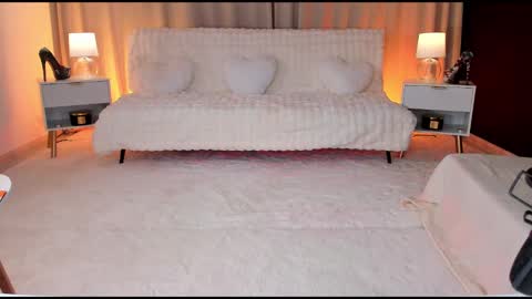 queen_of_deepthroat online show from 12-08-24, 04:57