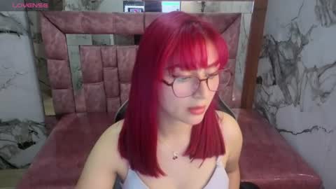 queen_red_v online show from 07-13-26, 08:11