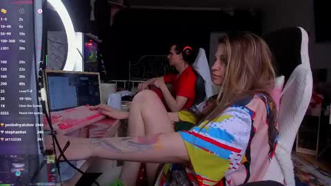 Kim online show from 06-06-26, 05:06