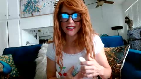 Snapshot of queenamber22 chatting on 07-19-26, 11:19 Queen Amber online show from 07-19-26, 11:19