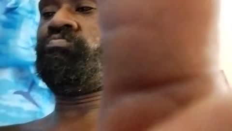 Snapshot of queencity3880 chatting on 03-01-26, 10:45 Juicyblacc online show from 03-01-26, 10:45