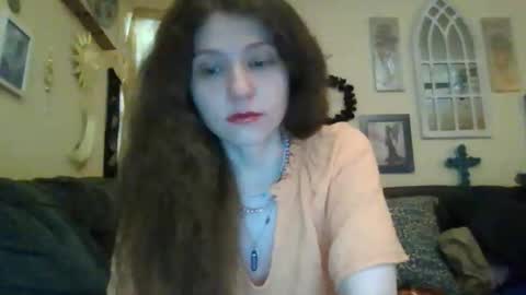 queencrimsonlvx online show from 04-23-26, 09:19
