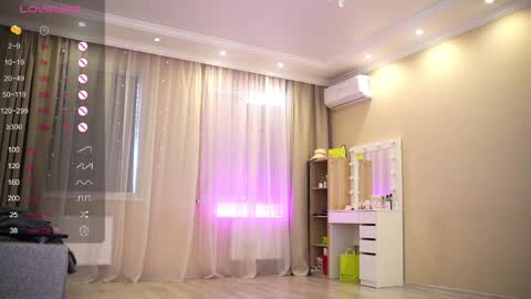 Snapshot of queenelia chatting on 05-03-26, 10:43 Nelly INSTA queenelia online show from 05-03-26, 10:43