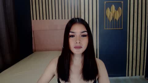 queenemeraldts online show from 01-03-25, 03:27