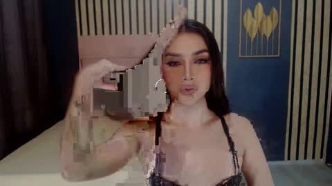 queenemeraldts online show from 01-13-25, 01:23